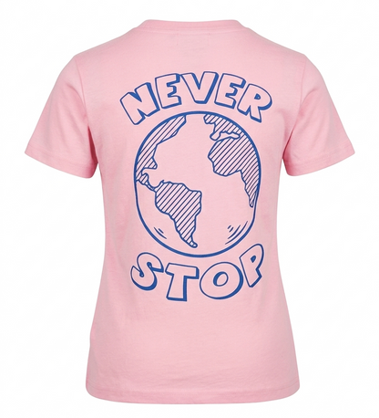 Polera "Never Stop": Inspiración para Explorar el Mundo